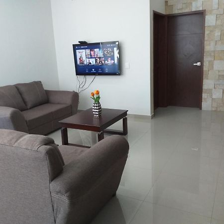 Renta Vacacional A 2 Cuadras De La Playa O Malecon De Mazatlan Apartman Kültér fotó
