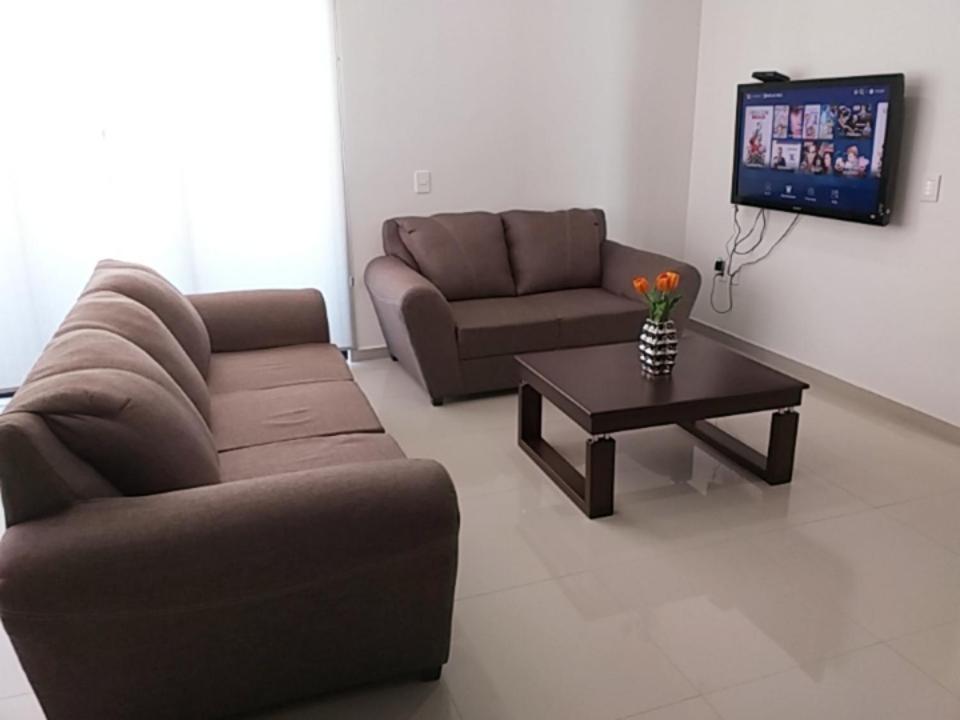Renta Vacacional A 2 Cuadras De La Playa O Malecon De Mazatlan Apartman Kültér fotó